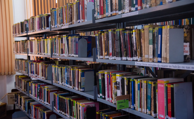 Semana será dedicada a troca de livros na biblioteca pública