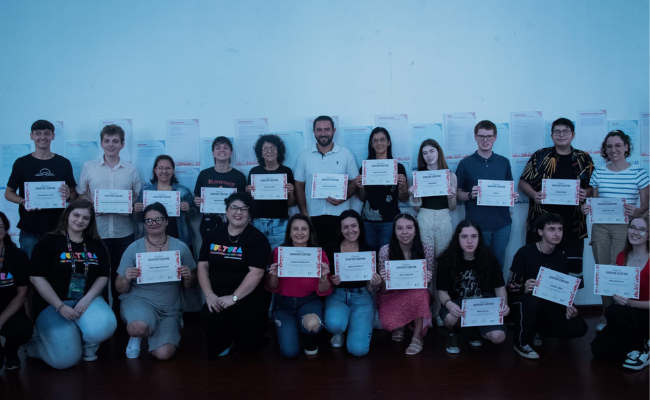 Escritores também receberam certificados no Espaço Cultural Albano Hartz