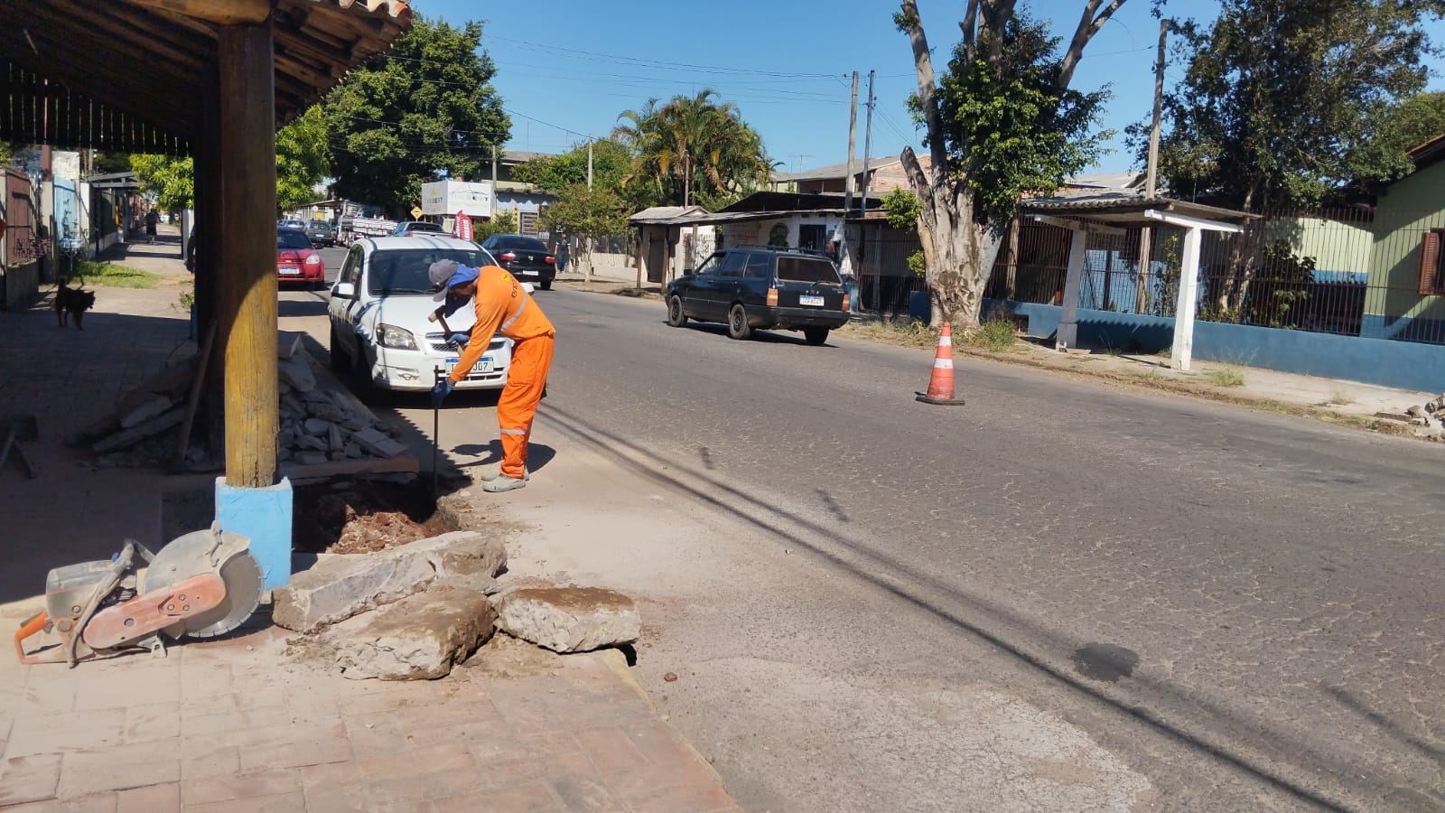 Rampas de acessibilidade é novidade na obra da Simões Lopes
