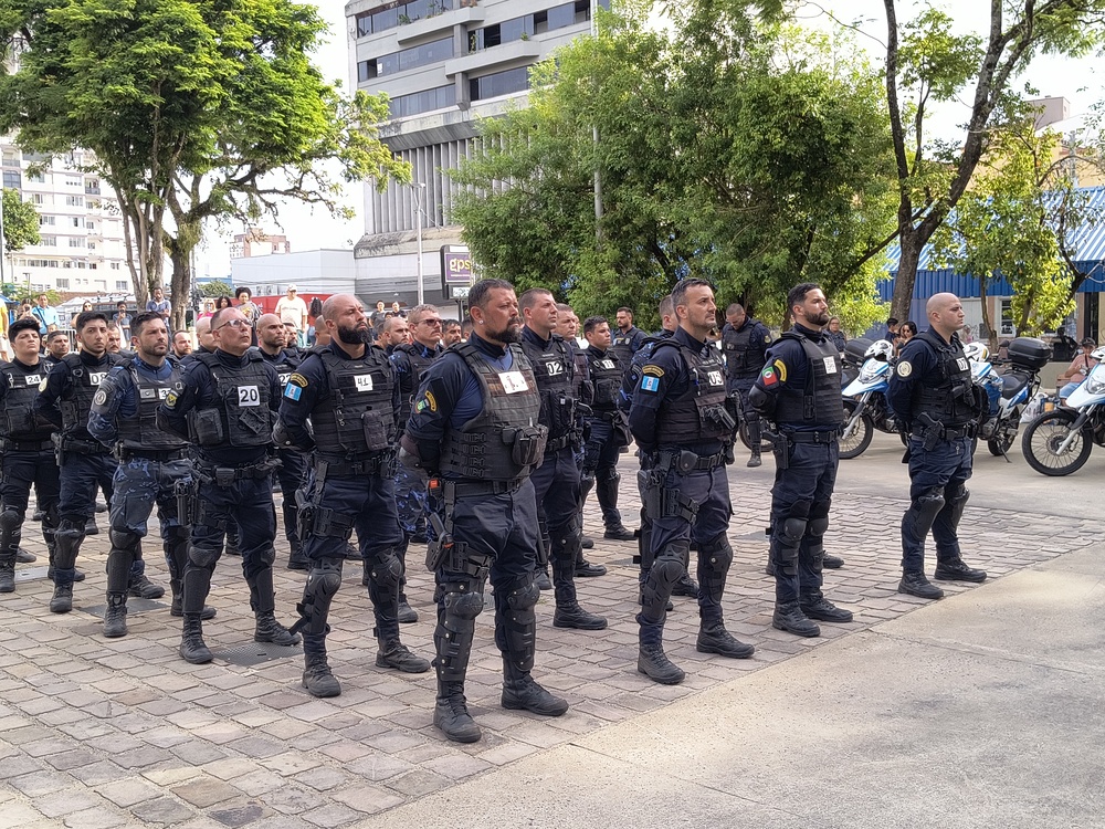 Grupamento de motos da Guarda Municipal forma 44 agentes de nove cidades do Estado