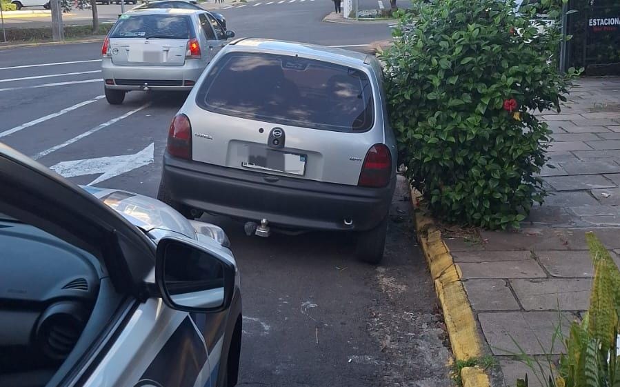 Um dos veículos foi recuperado no Centro 