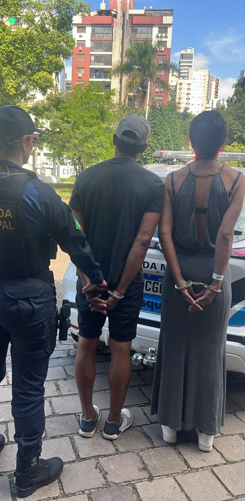Dupla é detida pela Guarda Municipal depois de furtar produtos de hipermercado