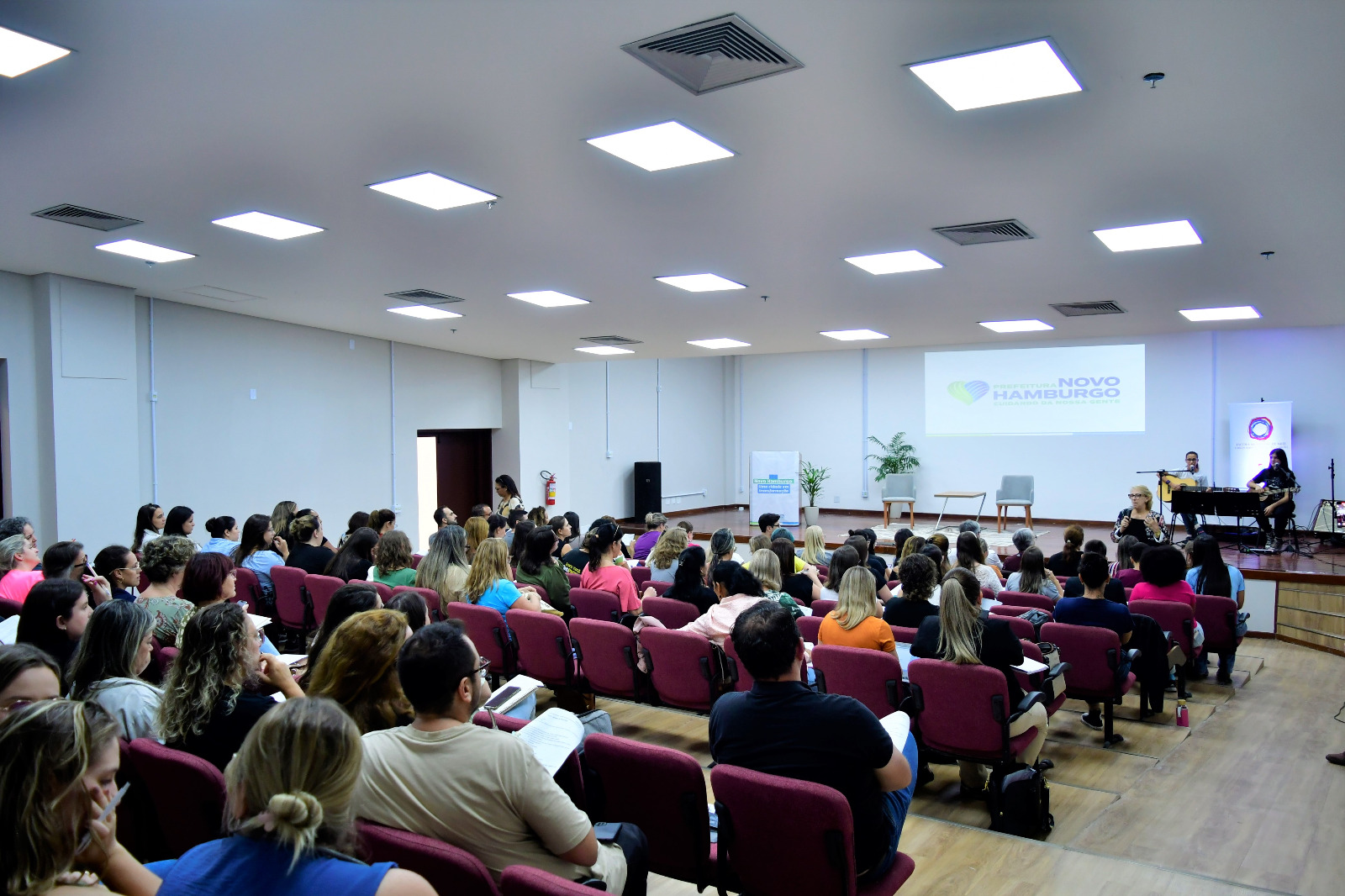 Espaço de diálogo, para apresentar demandas, escutar as propostas da nova administração e alinhar os projetos que vão beneficiar os estudantes da nossa cidade