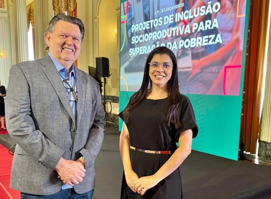 Volnei Ferrari e secretária Gislaine Pires representaram a SDSH