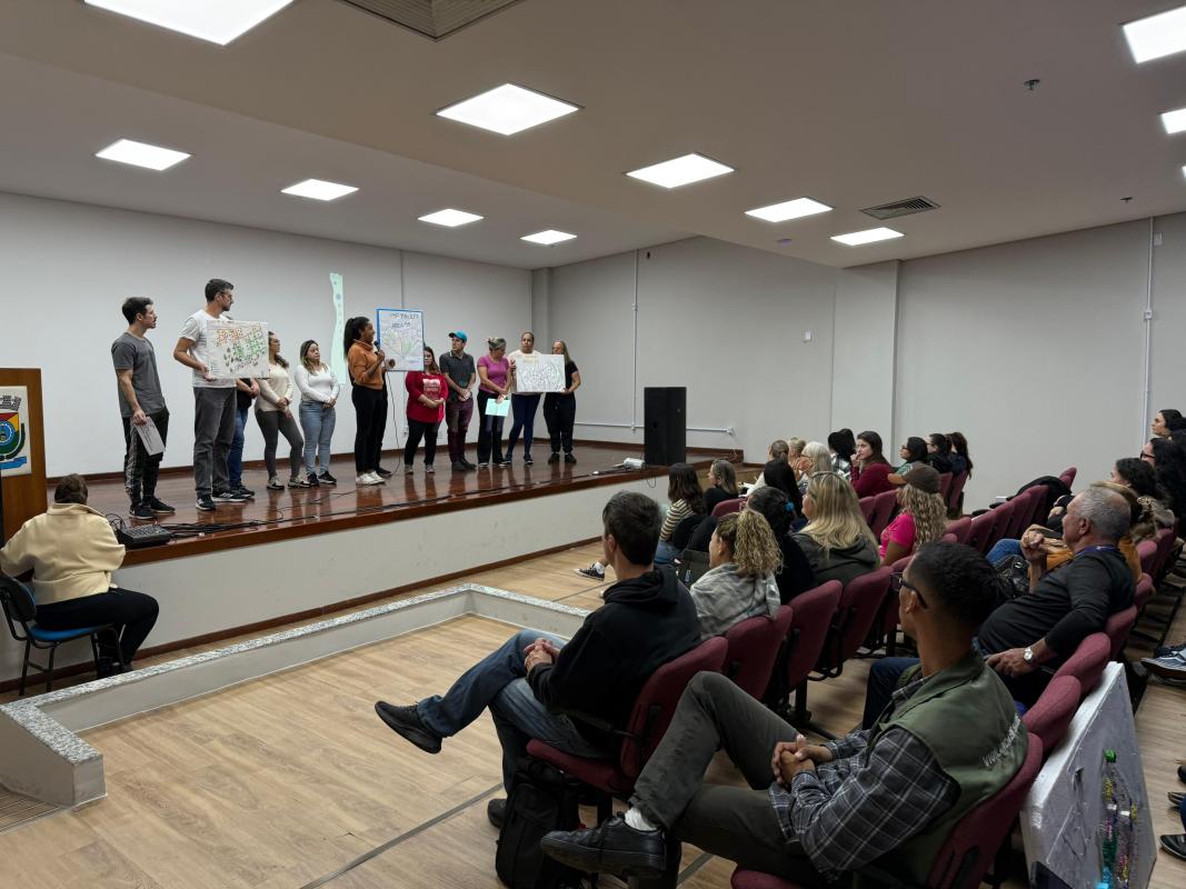 Prefeitura reúne 130 agentes comunitários para capacitação