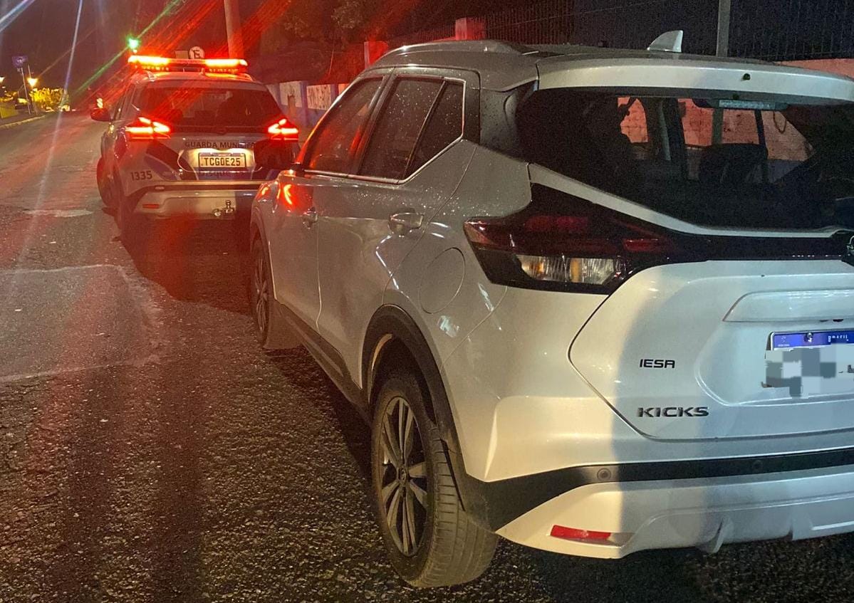 Carro foi recuperado no bairro Hamburgo Velho