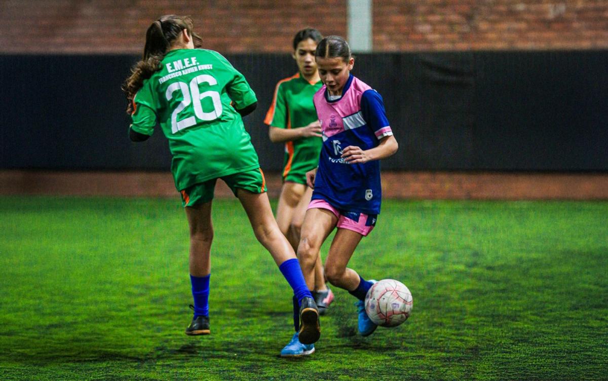 Disputas nas categorias sub-13 e sub-15 movimentaram o Centro de Esportes Wallau