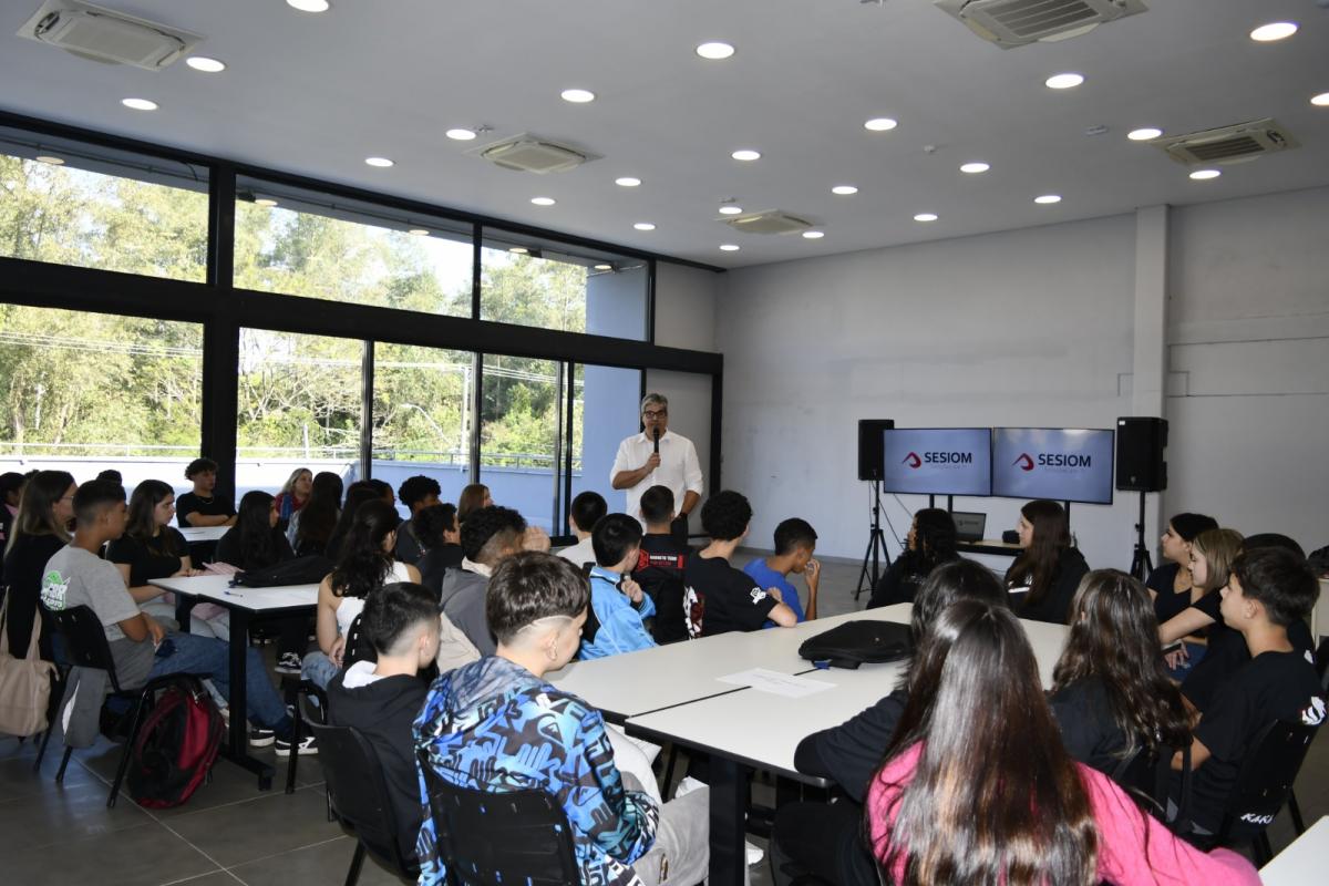 Primeiro encontro da iniciativa reuniu 92 estudantes no Centro de Inovação Tecnológica 