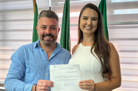 O prefeito Gustavo Finck nomeou a psicóloga Betina Espindula como secretária municipal da Saúde