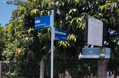 Novas placas vêm sendo instaladas no Município