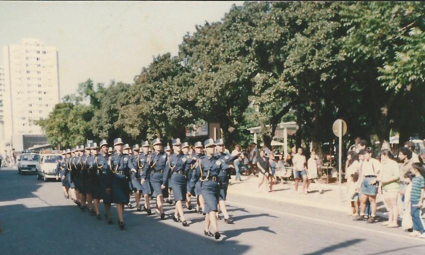 Desfile de formatura Guarda Municipal, pelorão feminino